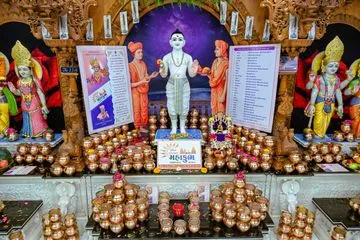Sangam Tirth Jal - Mahakumbh Jal Vitaran