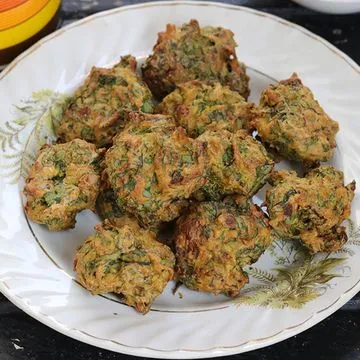 Palak Na Bhajiya
