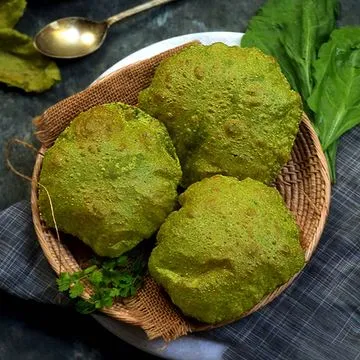 Palak Ni Puri