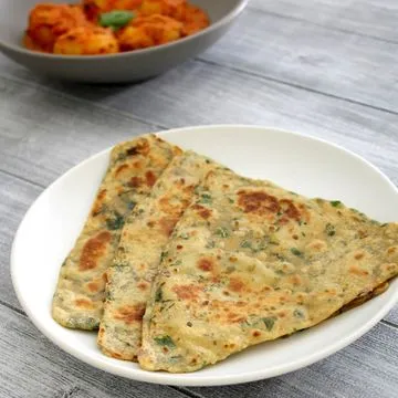 Palak Parotha