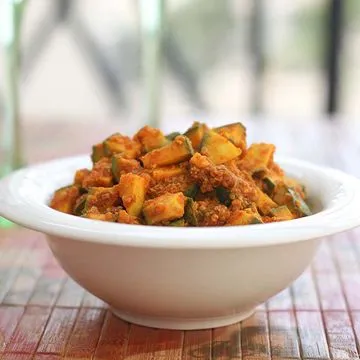 Raita Keri