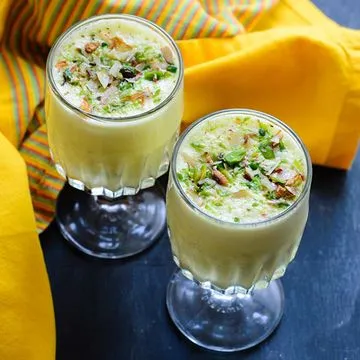 Kesar-Elaichi Shake