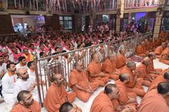 Padyatra (Karelibaug Mandir To Vadi Mandir & Vadi Madir To Karelibaug Mandir)